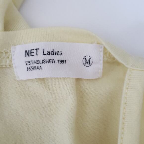 Funny Zebra Pearl Necklace Graphic Tee Yellow Medium - Picture 5 of 6